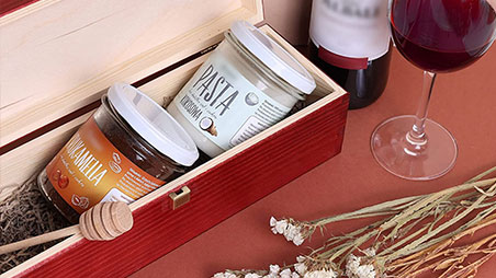 Luxury Natural Pinewood Gift eBox Collection